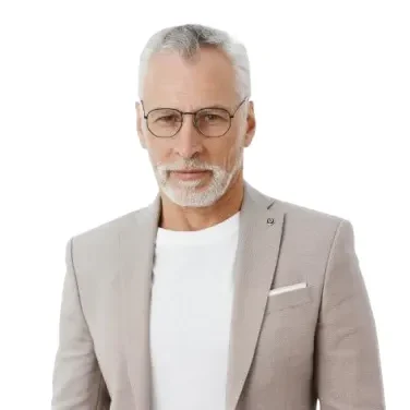 Paul Jeff — Founder and Editor-in-Chief of Fintechzzoom.com